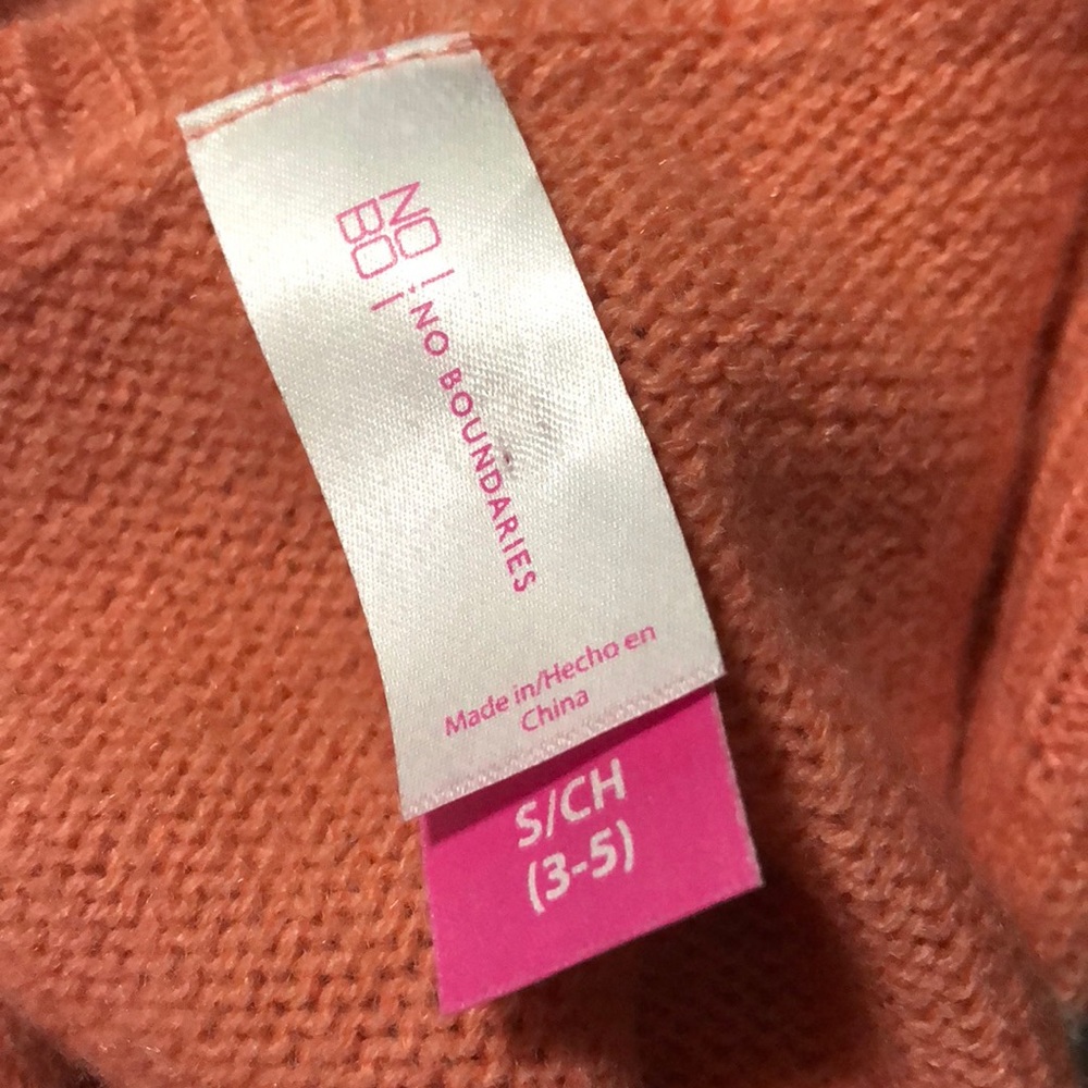 Pink Sweater - Picture 6 of 6